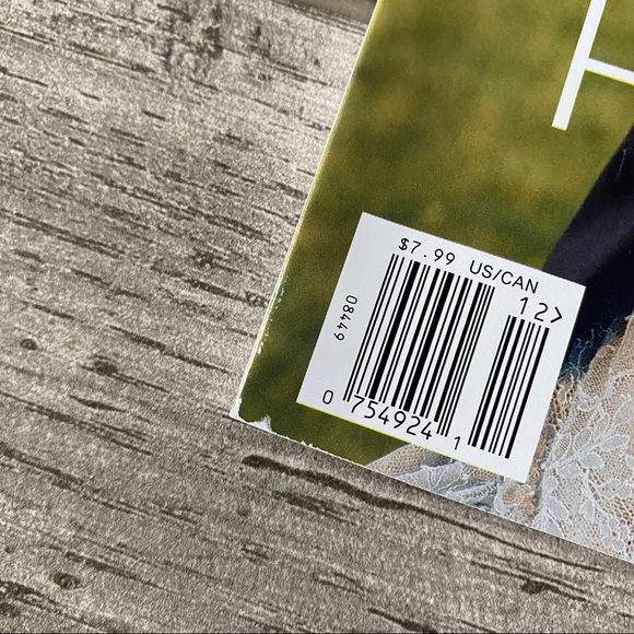 SOLD OUT | Harry Styles Vogue December Magazine - Picture 2 of 6